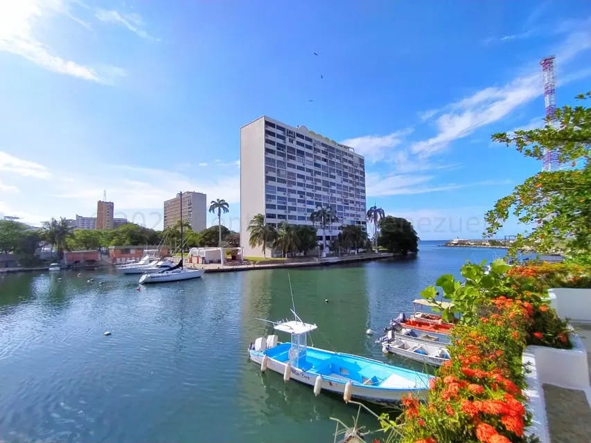 Casa (Multipes Niveles) en Venta en Caribe, Vargas - 32