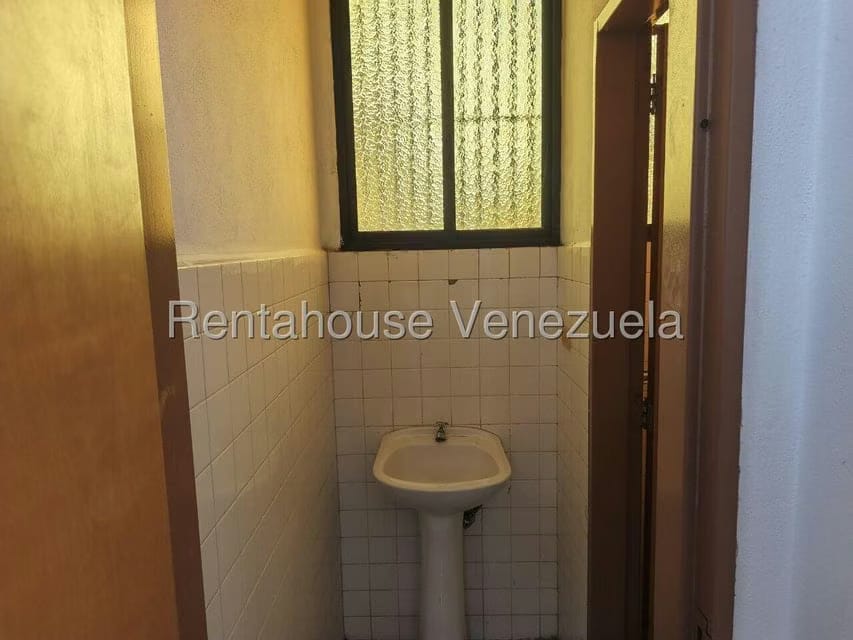 Comercial (Local Comercial) en Alquiler en Boleita Norte, Distrito Metropolitano - 12