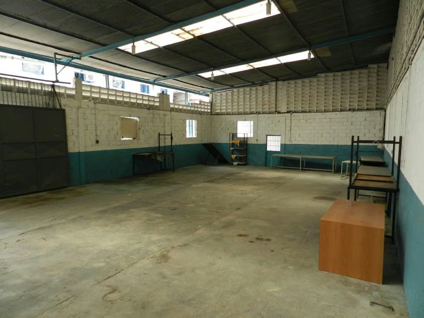 Comercial (Galpon - Deposito) en Venta en El Ingenio, Miranda - 11