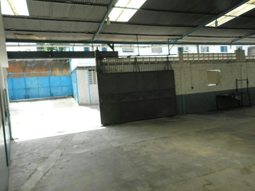 Comercial (Galpon - Deposito) en Venta en El Ingenio, Miranda - 13
