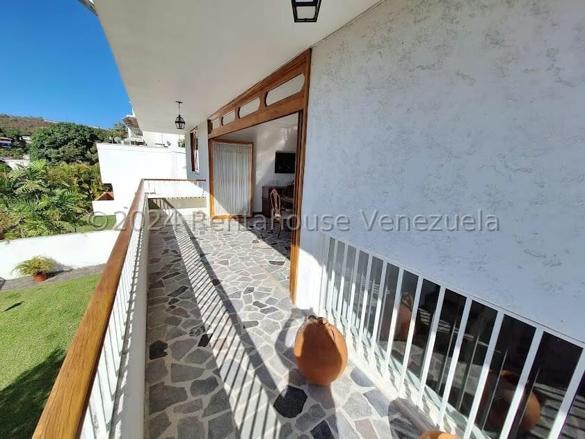 Casa (Multipes Niveles) en Venta en Cumbres de Curumo, Distrito Metropolitano - 13