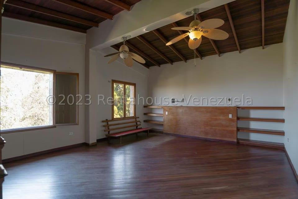 Casa (Multipes Niveles) en Venta en La Lagunita Country Club, Distrito Metropolitano - 22