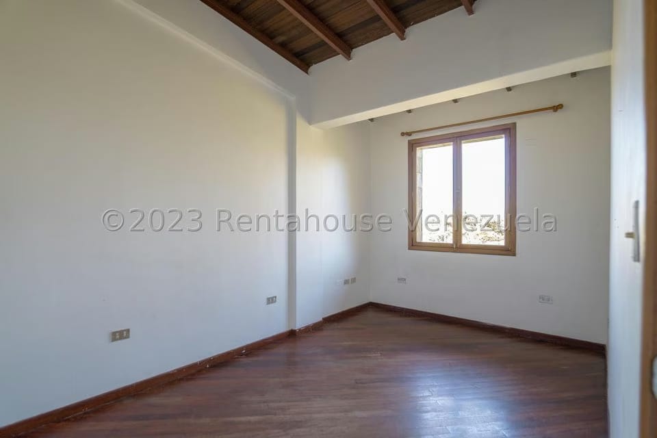Casa (Multipes Niveles) en Venta en La Lagunita Country Club, Distrito Metropolitano - 35