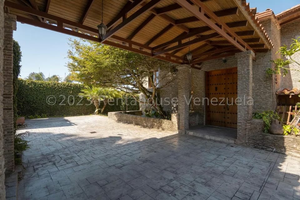 Casa (Multipes Niveles) en Venta en La Lagunita Country Club, Distrito Metropolitano - 39