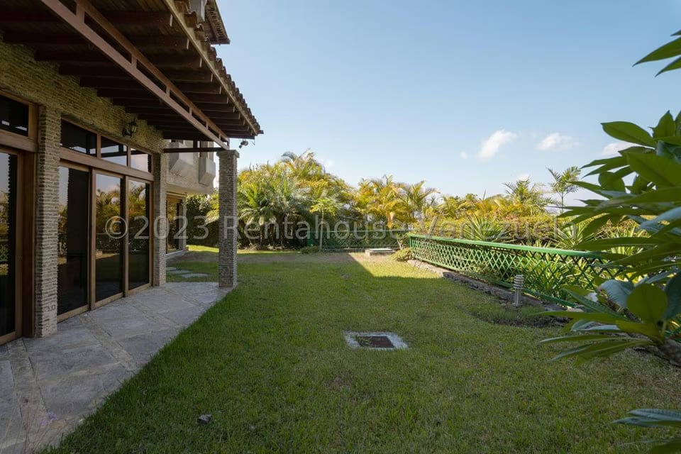 Casa (Multipes Niveles) en Venta en La Lagunita Country Club, Distrito Metropolitano - 6
