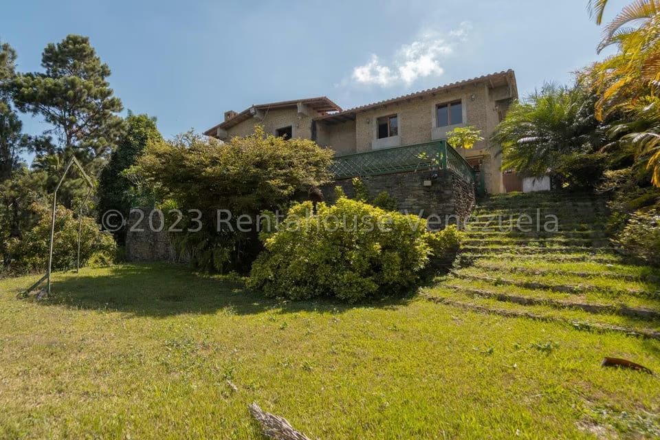 Casa (Multipes Niveles) en Venta en La Lagunita Country Club, Distrito Metropolitano - 8