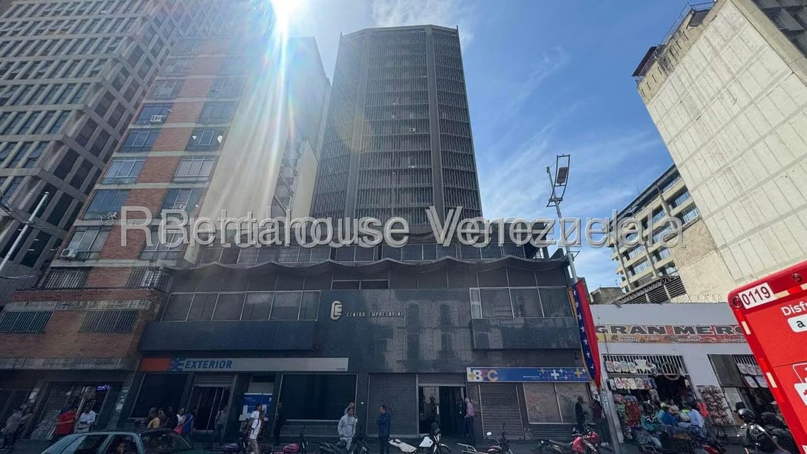 Comercial (Oficina) en Alquiler en Parroquia Catedral, Distrito Metropolitano