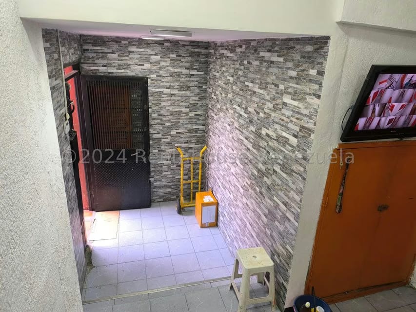 Comercial (Oficina) en Alquiler en Parroquia La Candelaria, Distrito Metropolitano - 17