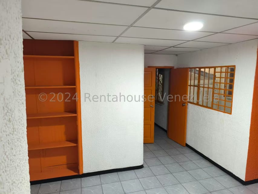 Comercial (Oficina) en Alquiler en Parroquia La Candelaria, Distrito Metropolitano - 4