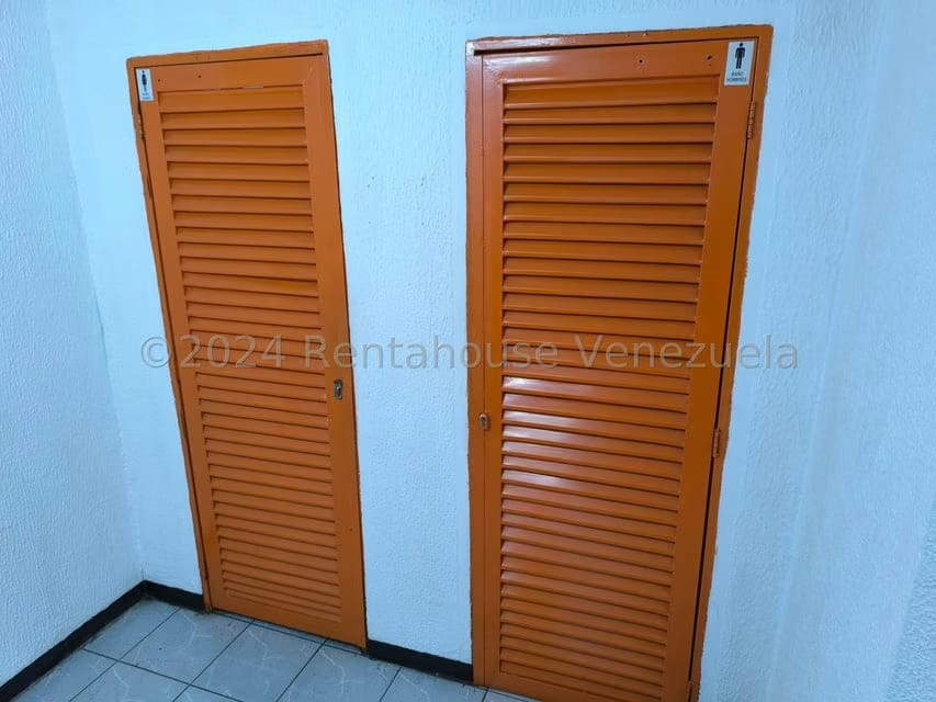 Comercial (Oficina) en Alquiler en Parroquia La Candelaria, Distrito Metropolitano - 8