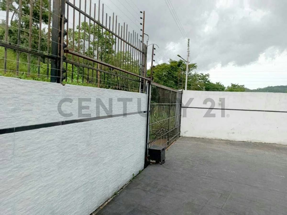 HERMOSA QUINTA EN VENTA - 4