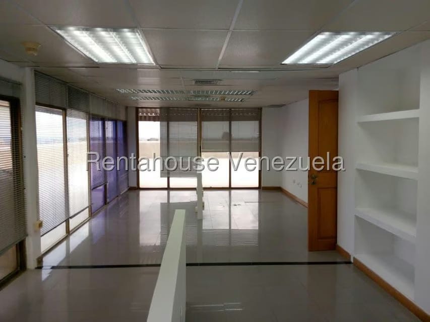 Comercial (Local Comercial) en Alquiler en 5 de Julio, Zulia - 11