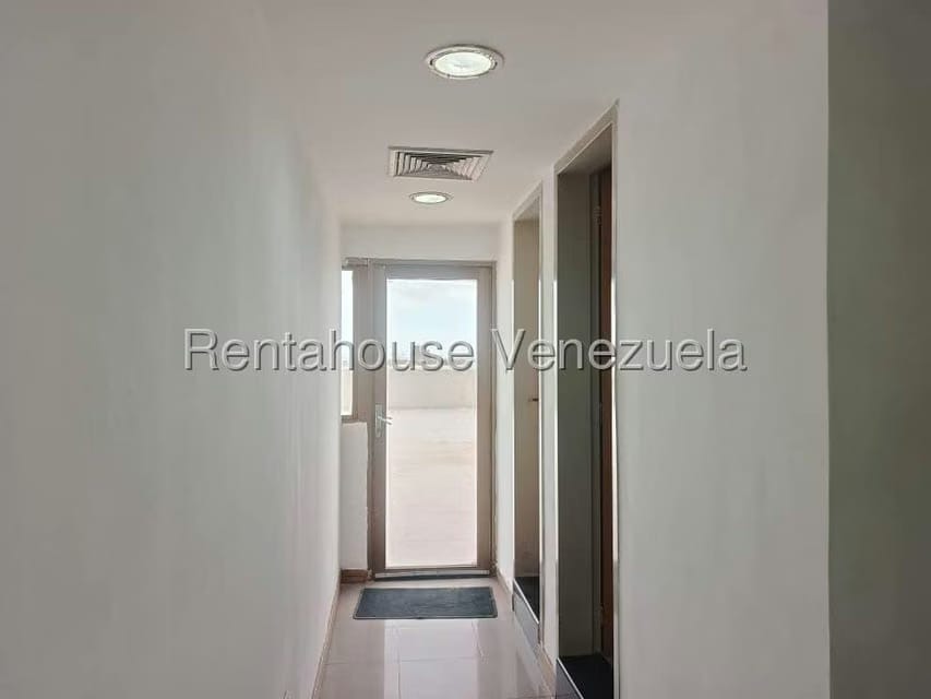 Comercial (Local Comercial) en Alquiler en 5 de Julio, Zulia - 24