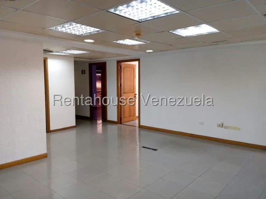 Comercial (Local Comercial) en Alquiler en 5 de Julio, Zulia - 4