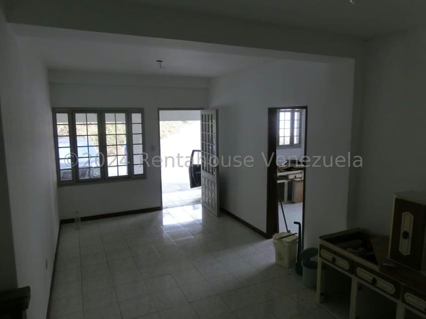 Casa (Multipes Niveles) en Venta en El Amarillo, Miranda - 31