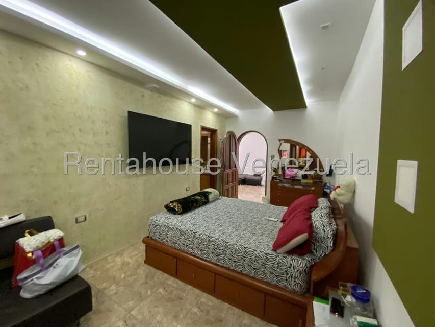 Casa (Multipes Niveles) en Venta en Santa Monica, Distrito Metropolitano - 20