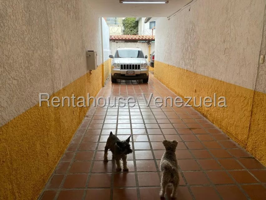 Casa (Multipes Niveles) en Venta en Santa Monica, Distrito Metropolitano - 34