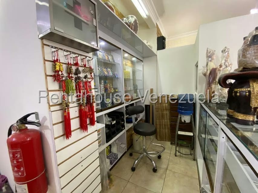 Casa (Multipes Niveles) en Venta en Santa Monica, Distrito Metropolitano - 45