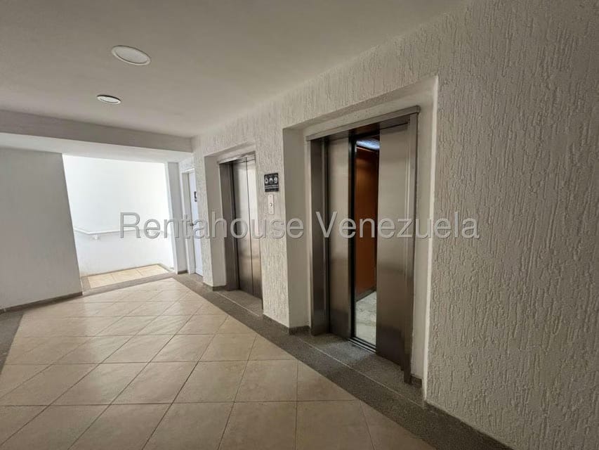 Apartamento (1 Nivel) en Venta en Playa Moreno, Nueva Esparta - 4