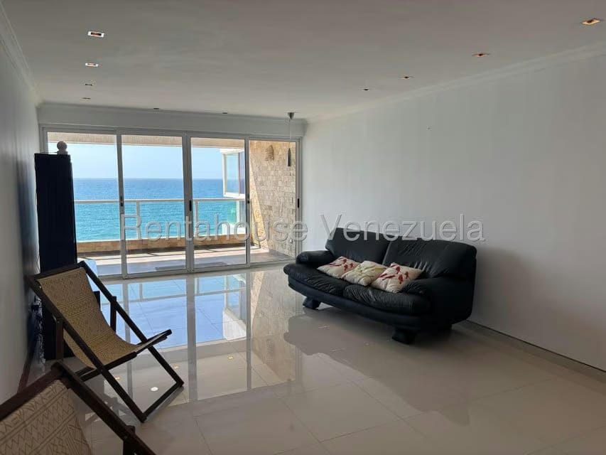 Apartamento (1 Nivel) en Venta en Playa Moreno, Nueva Esparta - 9
