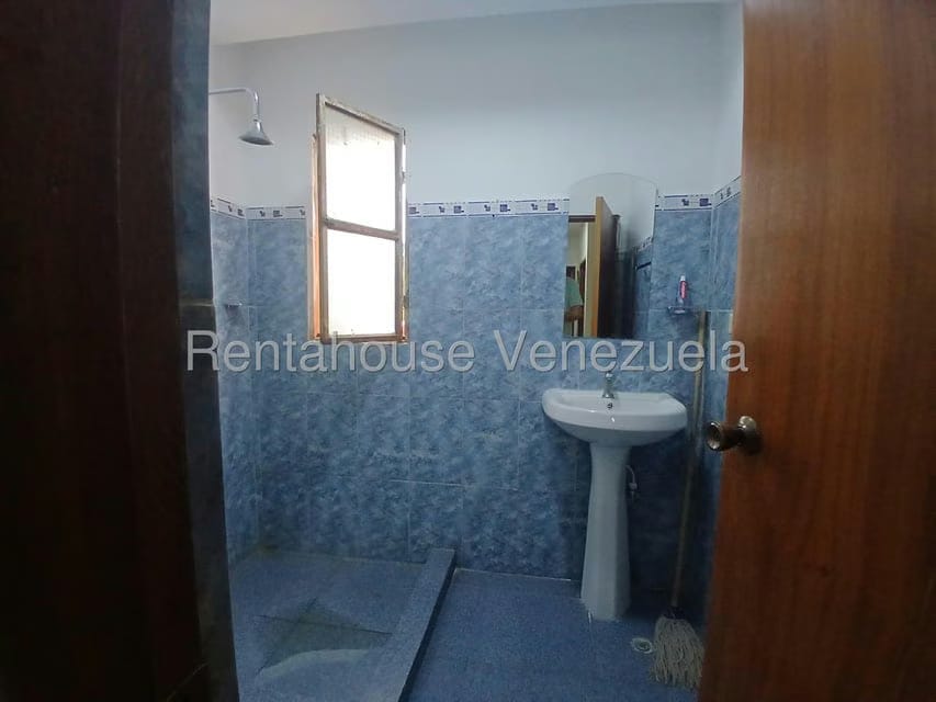 Townhouse (Duplex) en Venta en Avenida 34, Zulia - 9
