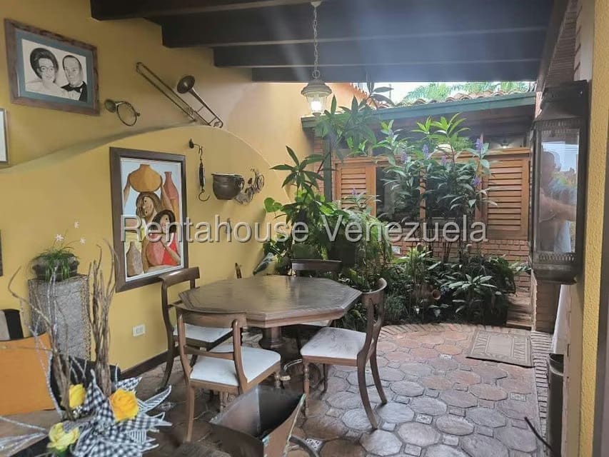 Casa (1 Nivel) en Venta en Lomas de La Lagunita, Distrito Metropolitano - 28