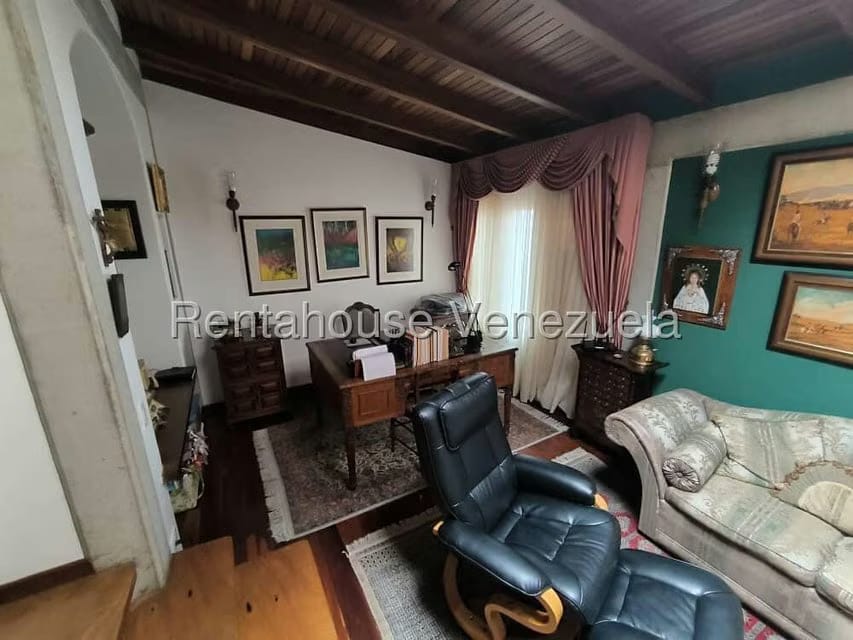 Casa (1 Nivel) en Venta en Lomas de La Lagunita, Distrito Metropolitano - 37