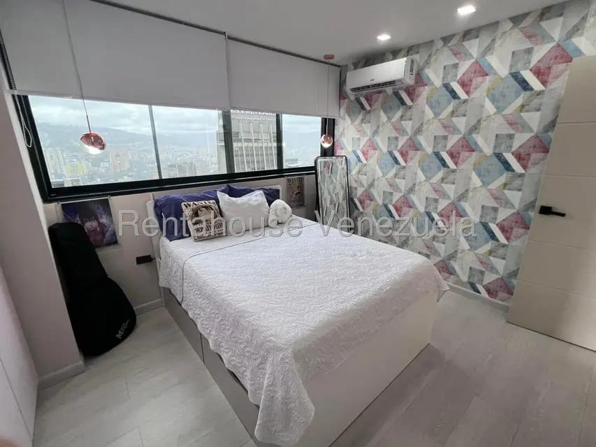 Apartamento (Penthouse) en Venta en La Florida, Distrito Metropolitano - 11