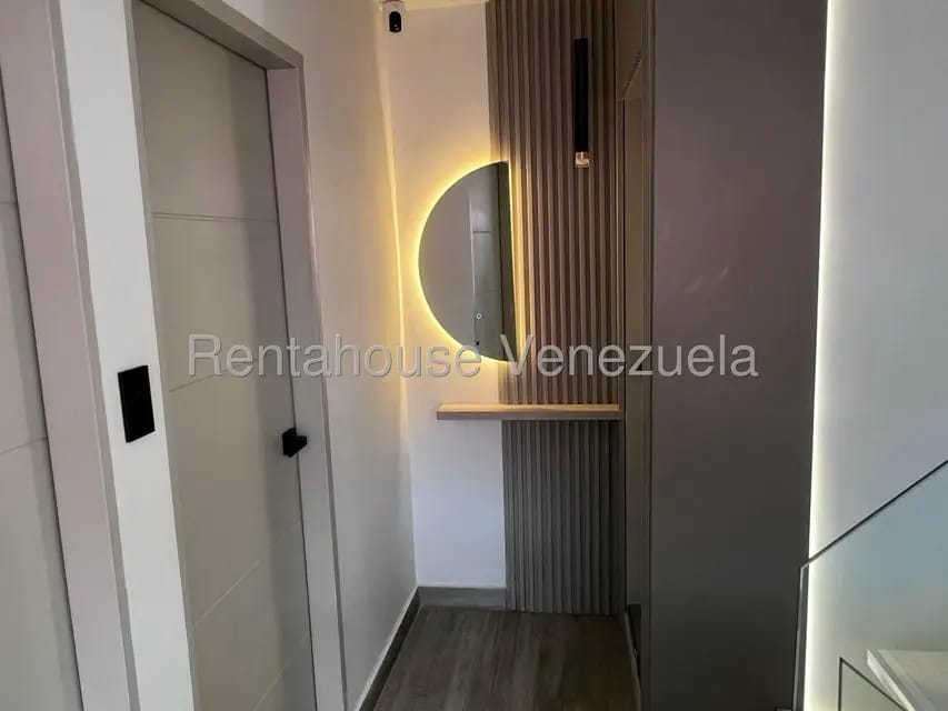 Apartamento (Penthouse) en Venta en La Florida, Distrito Metropolitano - 15
