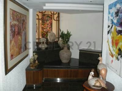 Lujoso apartamento en venta en Residencias la Alcazaba 500 m². 4 habitacione - 4