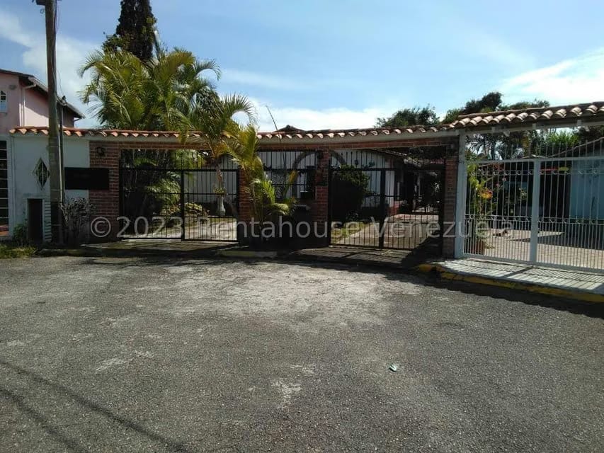 Casa (Casas de Campo) en Venta en Los Montes Verdes, Miranda - 2