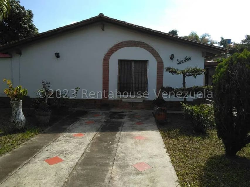 Casa (Casas de Campo) en Venta en Los Montes Verdes, Miranda - 5