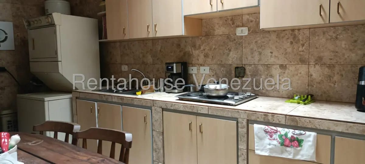 Casa (1 Nivel) en Alquiler en Santa Monica, Distrito Metropolitano - 13