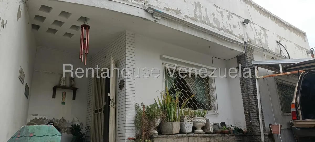 Casa (1 Nivel) en Alquiler en Santa Monica, Distrito Metropolitano - 24