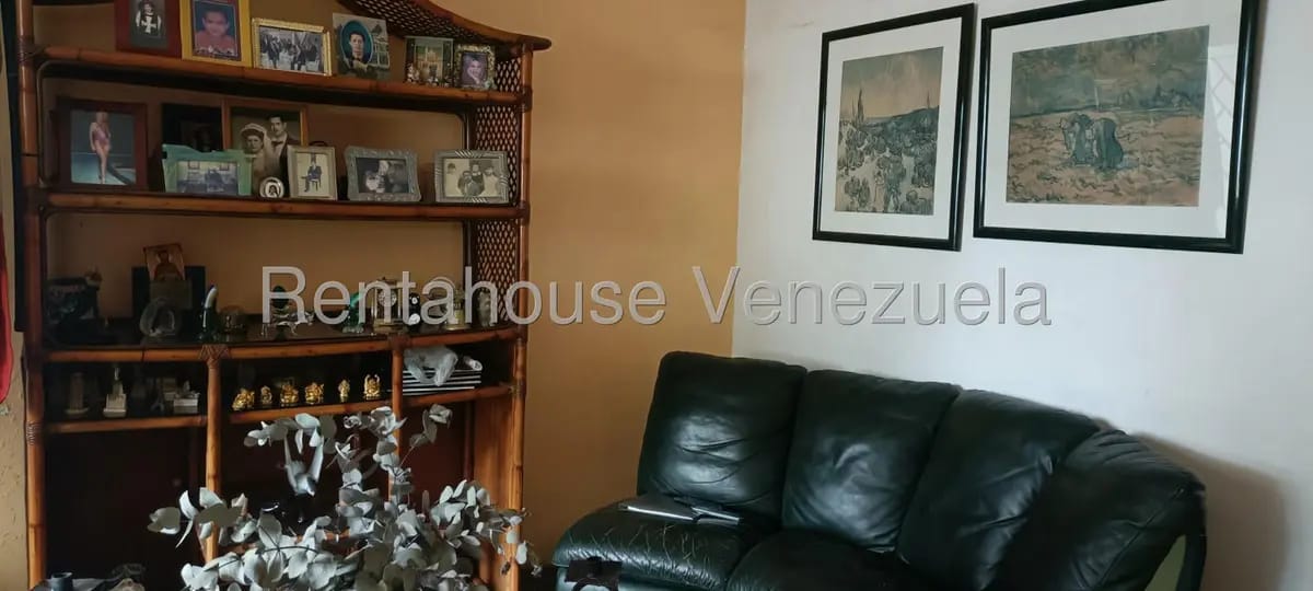 Casa (1 Nivel) en Alquiler en Santa Monica, Distrito Metropolitano - 6