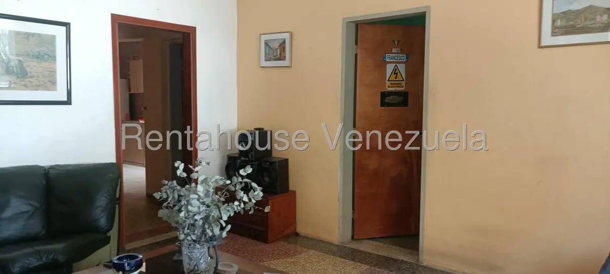 Casa (1 Nivel) en Alquiler en Santa Monica, Distrito Metropolitano - 7