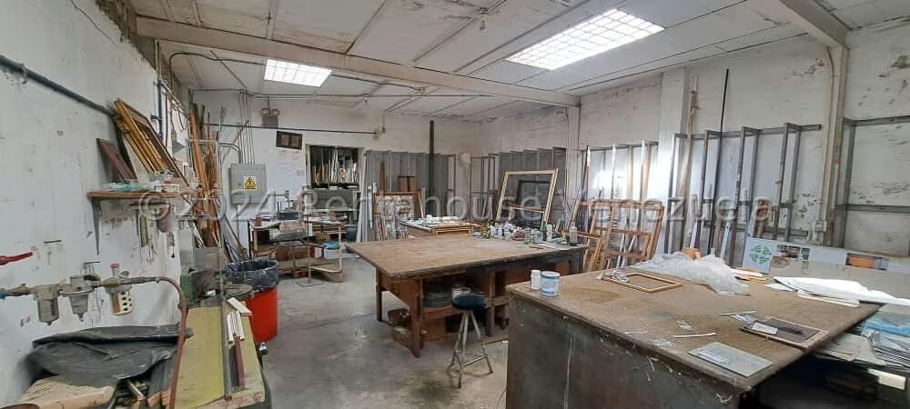 Comercial (Local Comercial) en Venta en La Florida, Distrito Metropolitano - 13