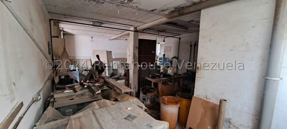 Comercial (Local Comercial) en Venta en La Florida, Distrito Metropolitano - 34