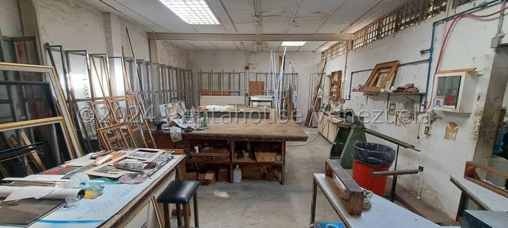Comercial (Local Comercial) en Venta en La Florida, Distrito Metropolitano - 40