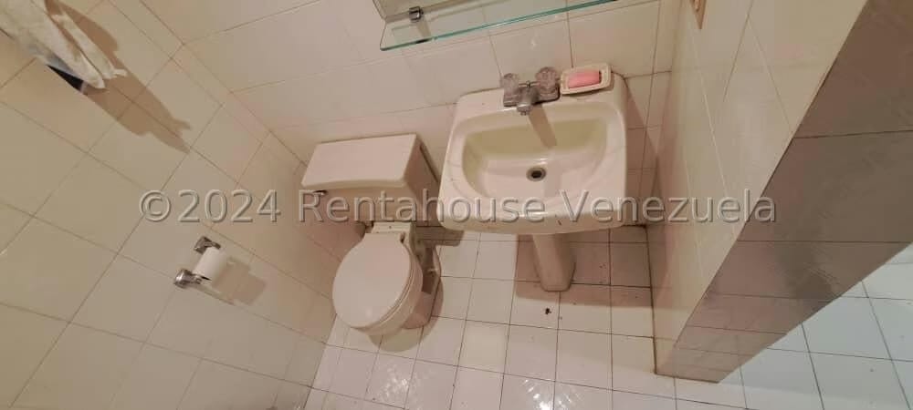Comercial (Local Comercial) en Venta en La Florida, Distrito Metropolitano - 42