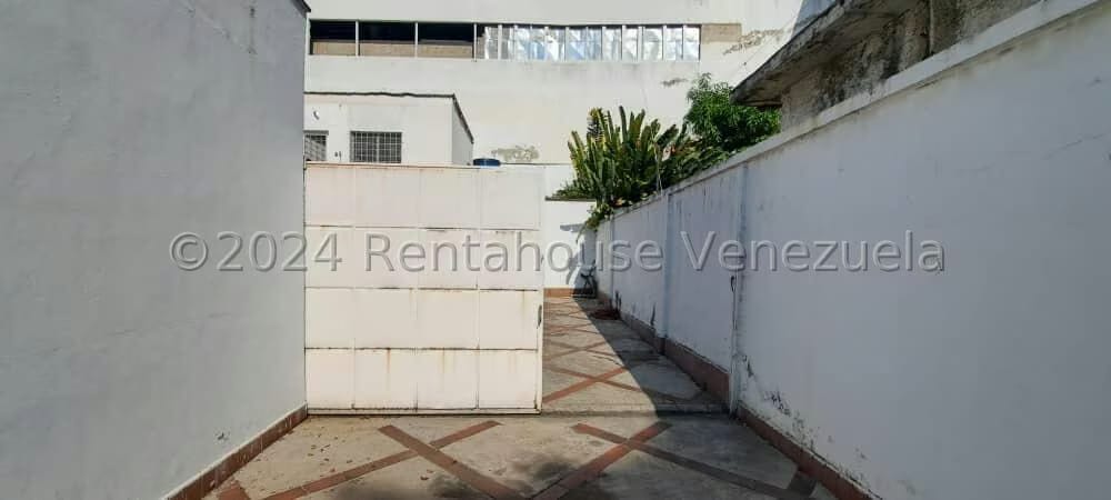Comercial (Local Comercial) en Venta en La Florida, Distrito Metropolitano - 7