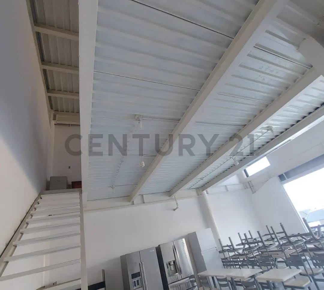 Local Comercial en Planta Baja C C PAO'S - 9