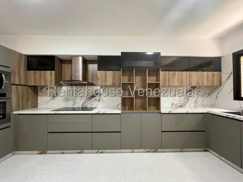 Apartamento (1 Nivel) en Alquiler en Campo Alegre, Distrito Metropolitano - 13