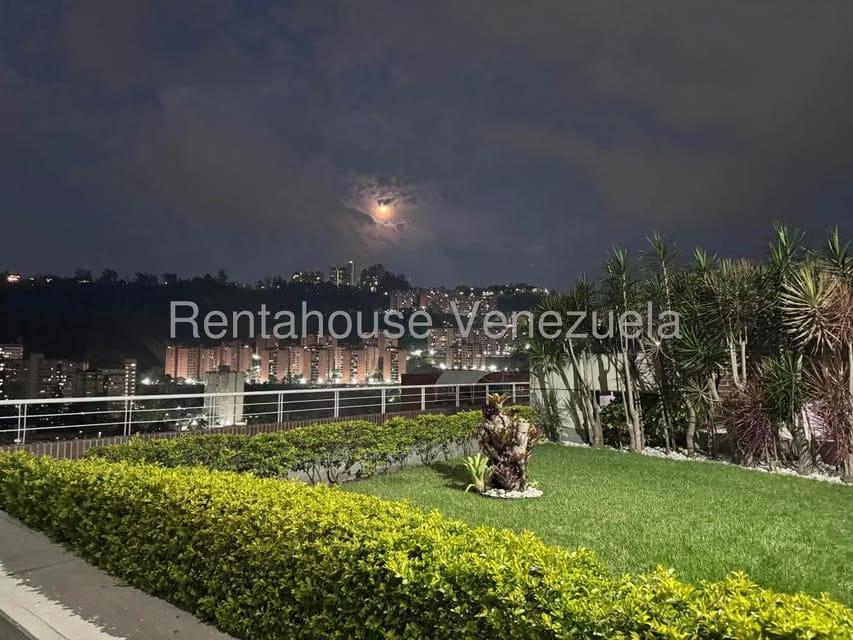 Apartamento (1 Nivel) en Venta en Escampadero, Distrito Metropolitano - 2