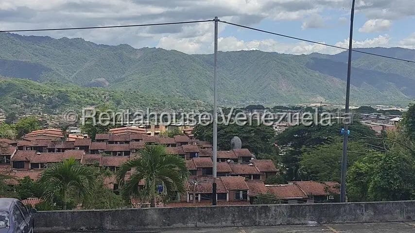 Apartamento (1 Nivel) en Alquiler en La Rosa, Miranda - 17