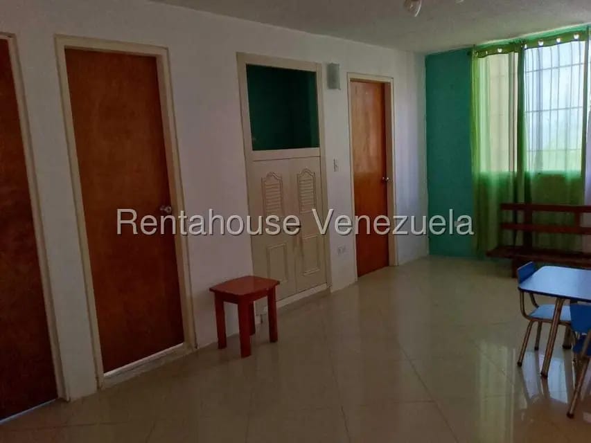 Apartamento (1 Nivel) en Alquiler en La Rosa, Miranda - 3