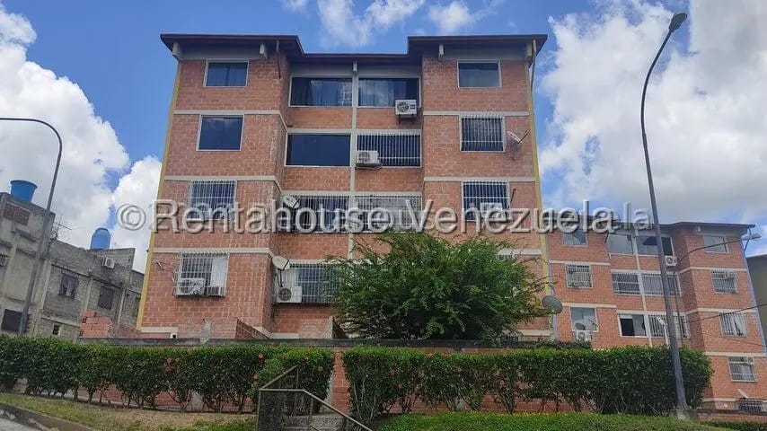 Apartamento (1 Nivel) en Alquiler en La Rosa, Miranda - 21