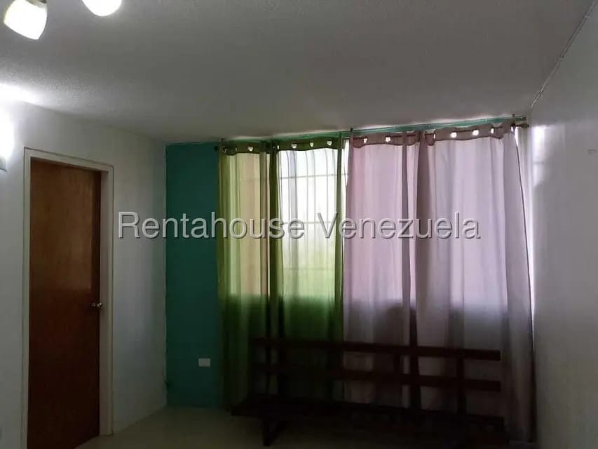 Apartamento (1 Nivel) en Alquiler en La Rosa, Miranda - 7