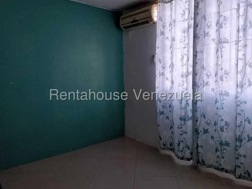 Apartamento (1 Nivel) en Alquiler en La Rosa, Miranda - 9