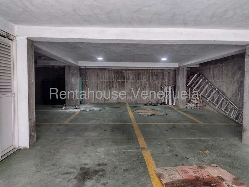 Apartamento (1 Nivel) en Alquiler en Prados del Este, Distrito Metropolitano - 21